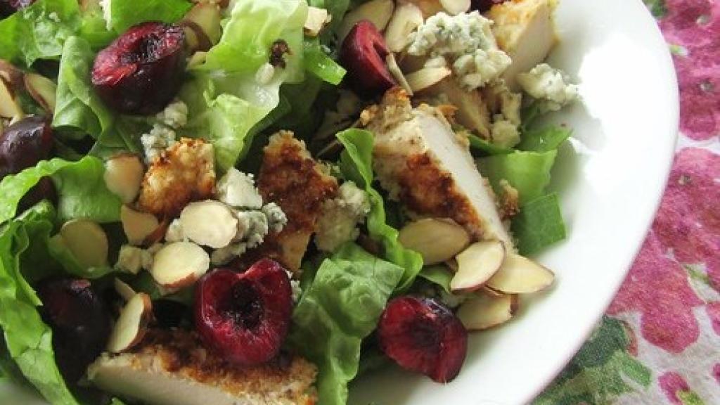 Ensalada de pollo con vinagre balsámico y almendras